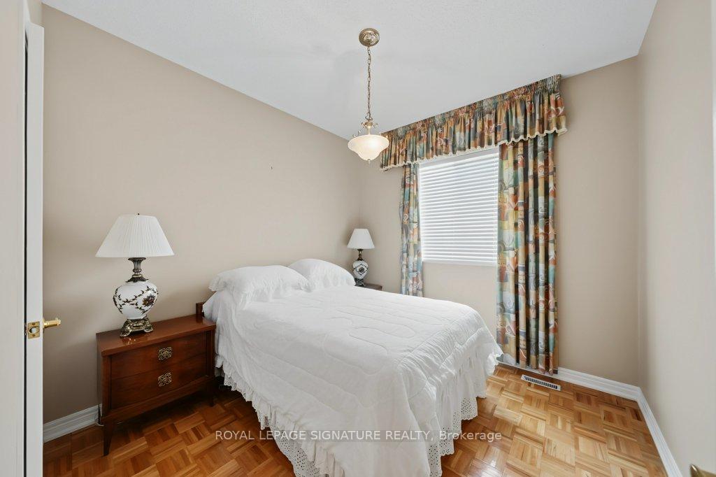 Photo 22 of 26 Saint Clare Boulevard, Vaughan, Vellore Village — HOMEH
