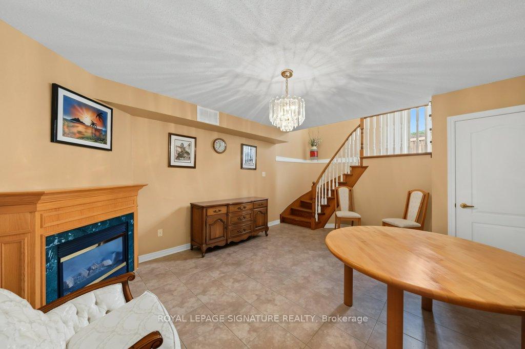Photo 25 of 26 Saint Clare Boulevard, Vaughan, Vellore Village — HOMEH