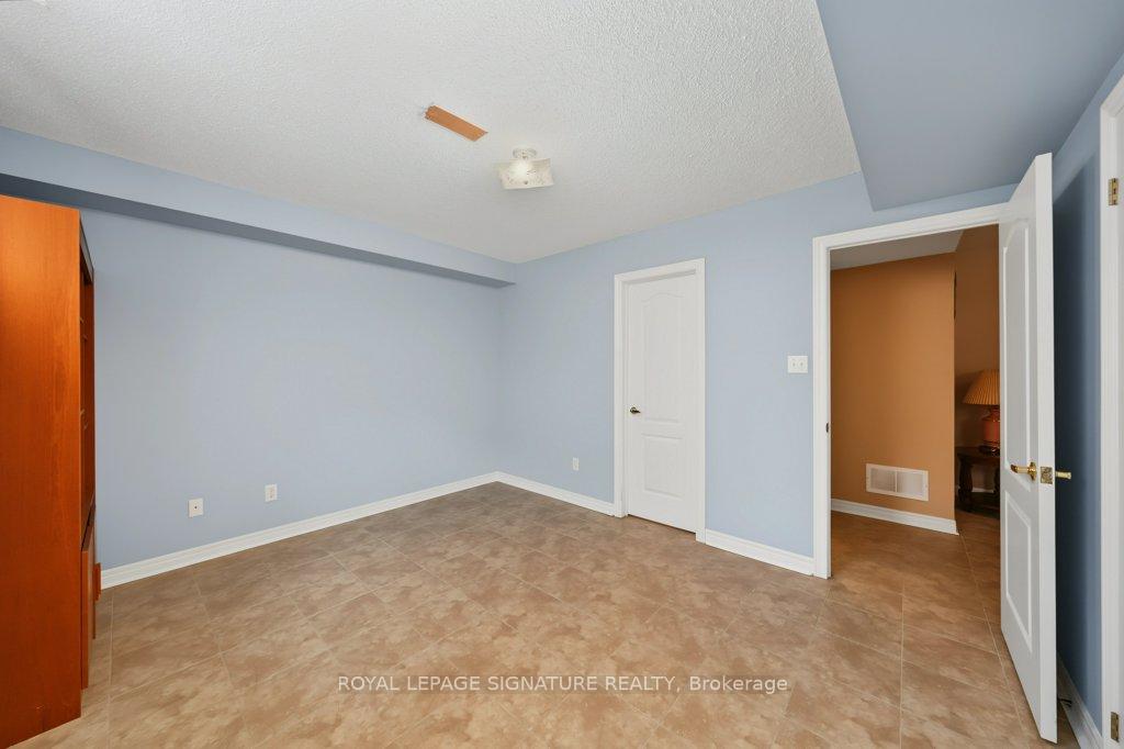 Photo 30 of 26 Saint Clare Boulevard, Vaughan, Vellore Village — HOMEH