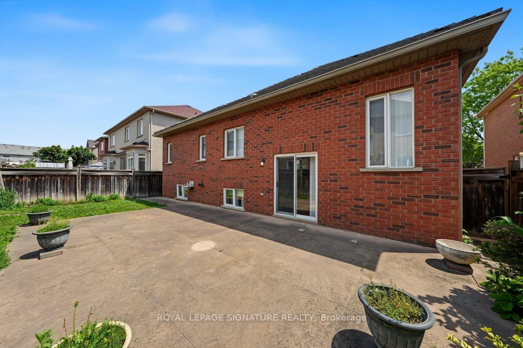 Photo 34 of 26 Saint Clare Boulevard, Vaughan, Vellore Village — HOMEH