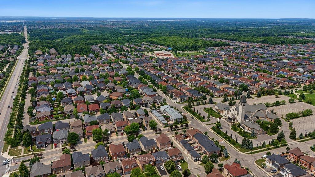 Photo 39 of 26 Saint Clare Boulevard, Vaughan, Vellore Village — HOMEH