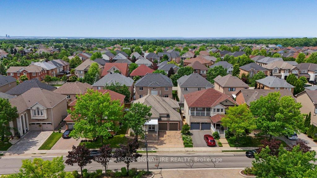 Photo 40 of 26 Saint Clare Boulevard, Vaughan, Vellore Village — HOMEH