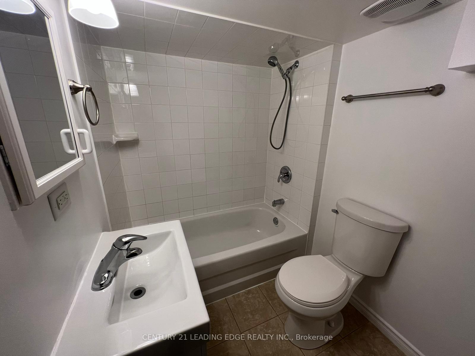 Photo 14 of 497 King Street E, Oshawa, Central — HOMEH