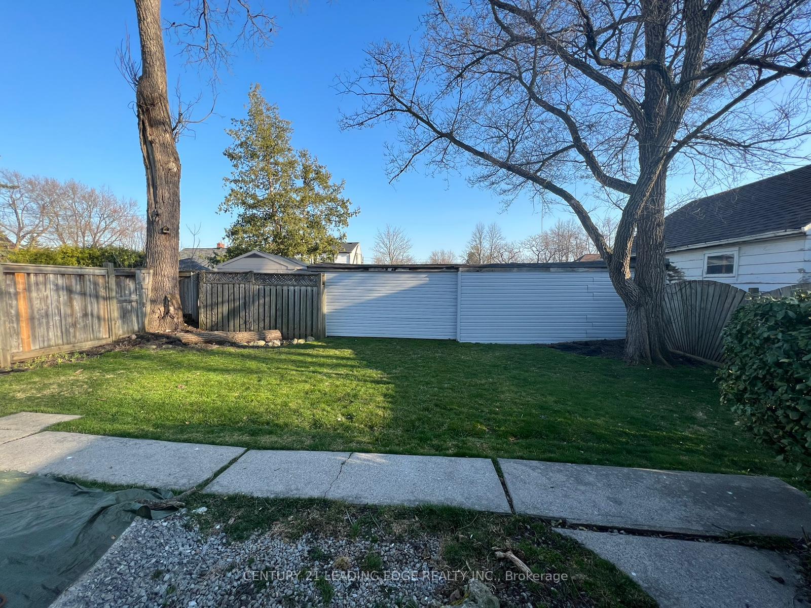 Photo 15 of 497 King Street E, Oshawa, Central — HOMEH