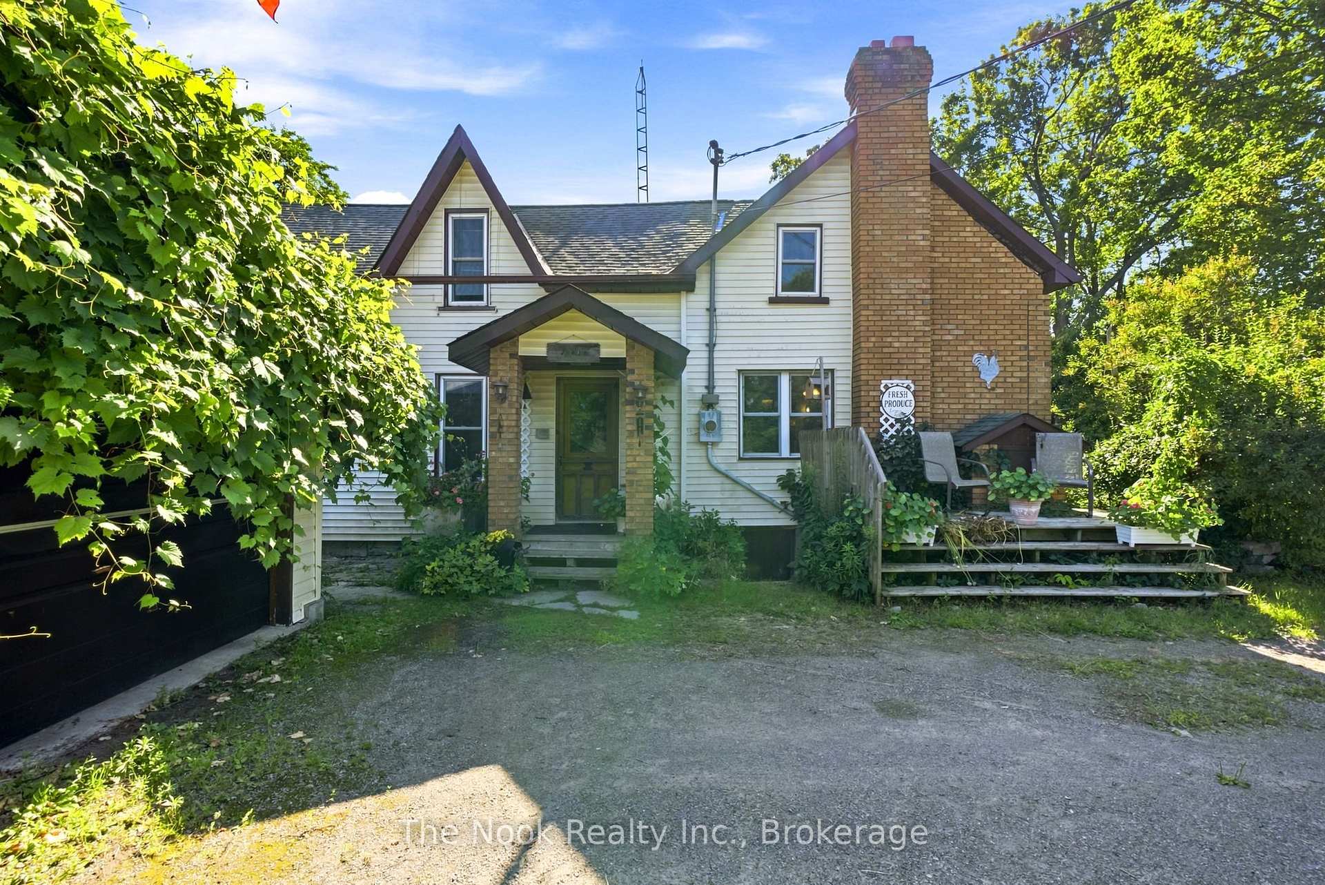 Photo 8 of 636 Glen Ross Road, Quinte West, Sidney Ward — HOMEH