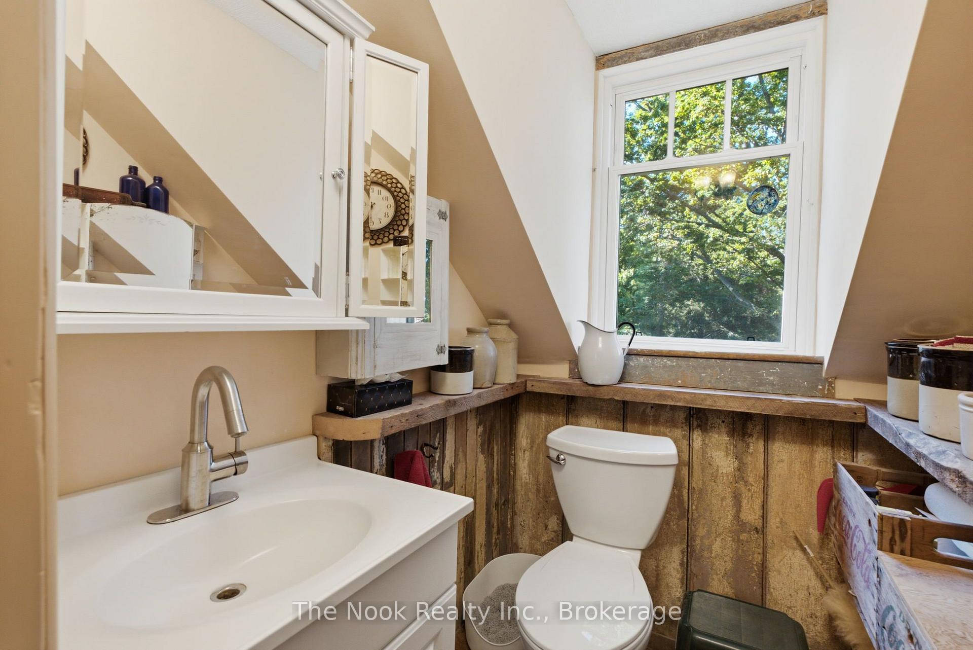 Photo 21 of 636 Glen Ross Road, Quinte West, Sidney Ward — HOMEH