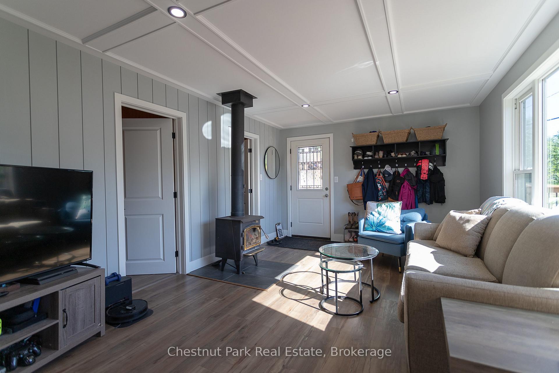 Photo 6 of 17565 Highway 35, Algonquin Highlands, Stanhope — HOMEH