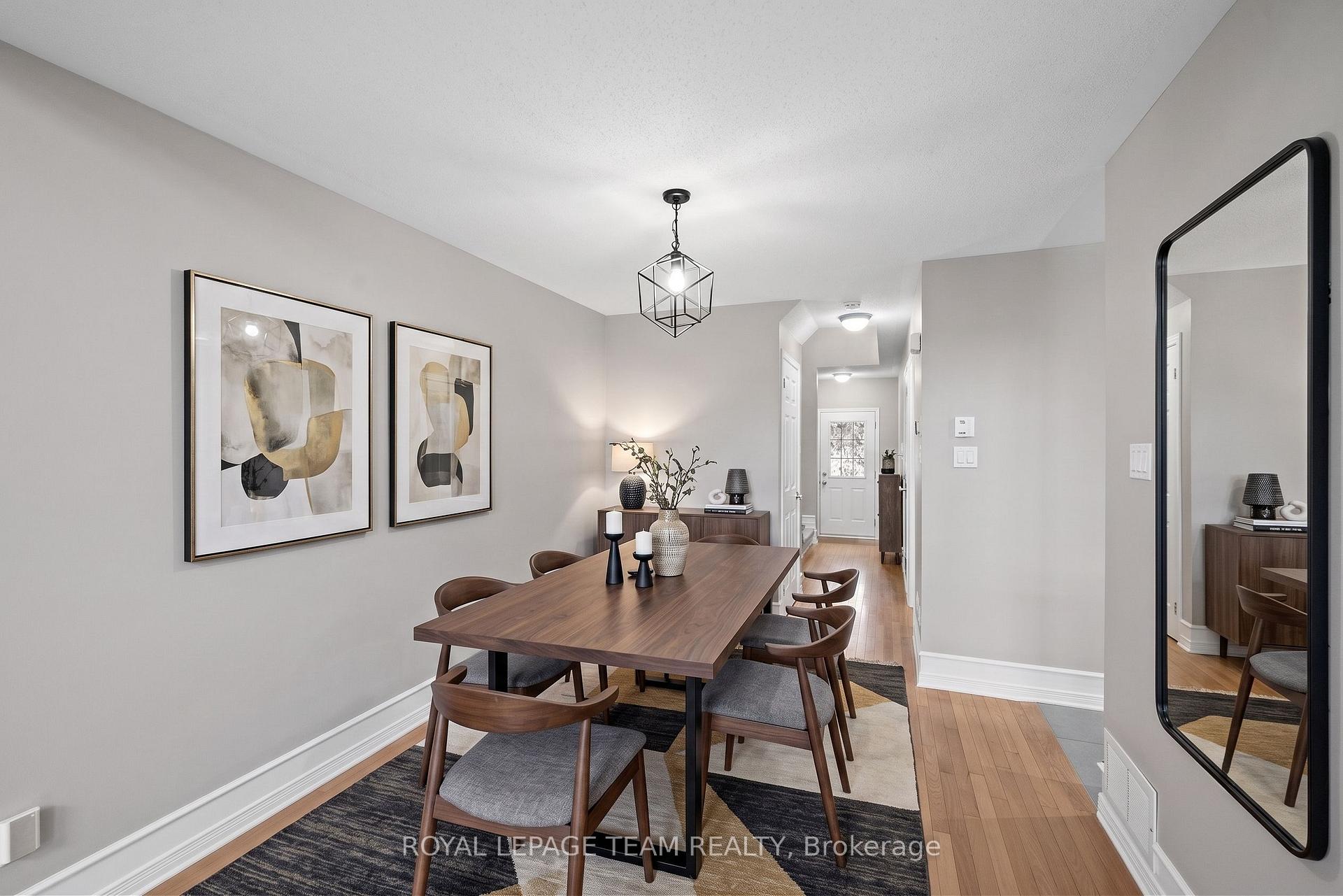 Photo 6 of 937 Goose River Avenue, Ottawa, Riverside South/Gloucester Glen — HOMEH