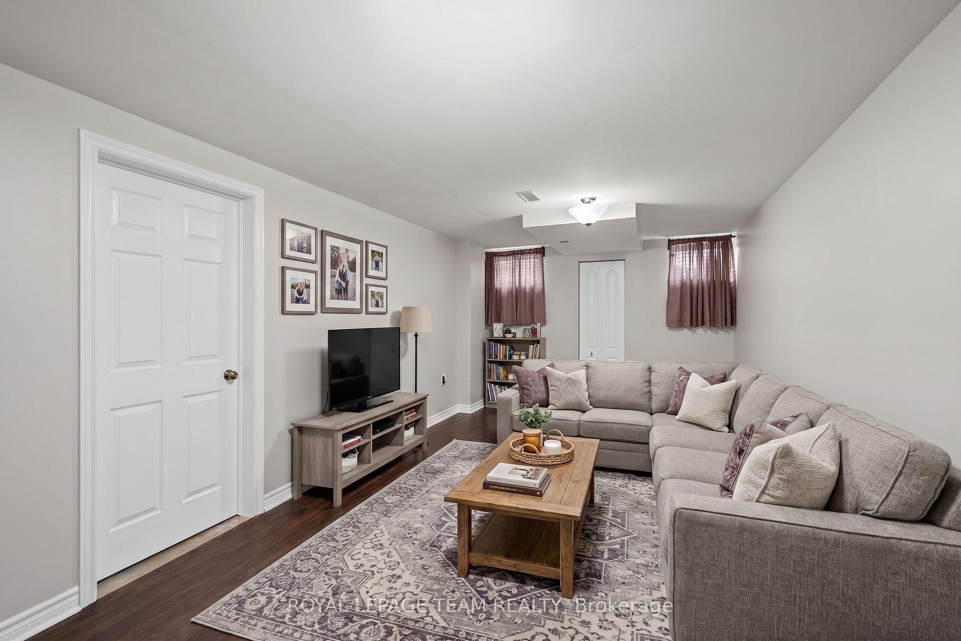 Photo 32 of 937 Goose River Avenue, Ottawa, Riverside South/Gloucester Glen — HOMEH