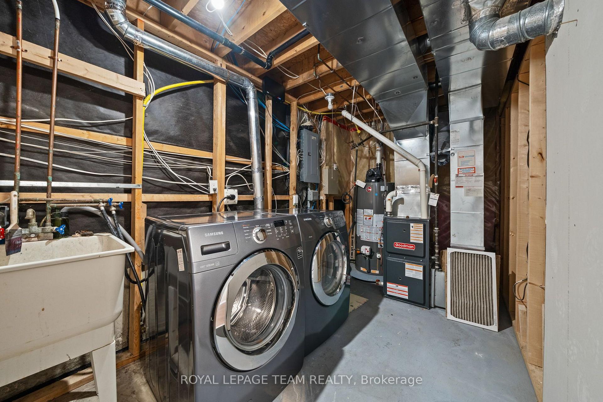 Photo 35 of 937 Goose River Avenue, Ottawa, Riverside South/Gloucester Glen — HOMEH