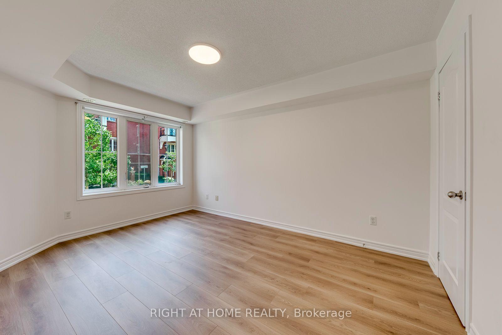 Photo 19 of Unit #8, 2464 Post Road, Oakville, River Oaks — HOMEH