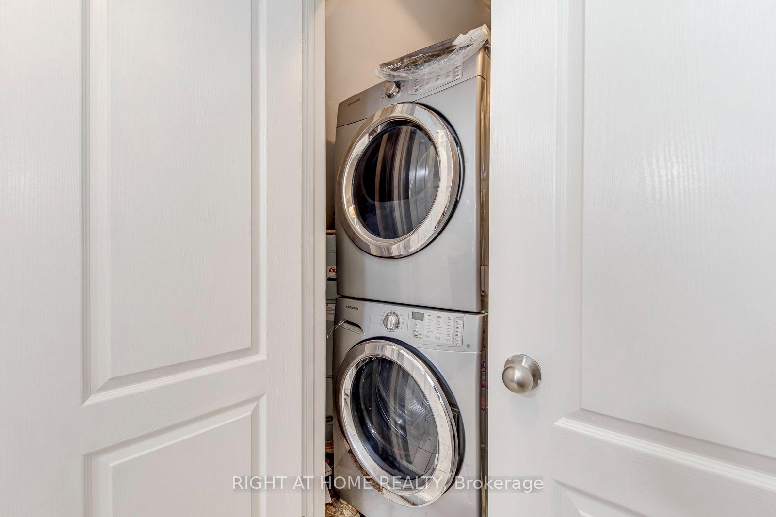 Photo 24 of Unit #8, 2464 Post Road, Oakville, River Oaks — HOMEH