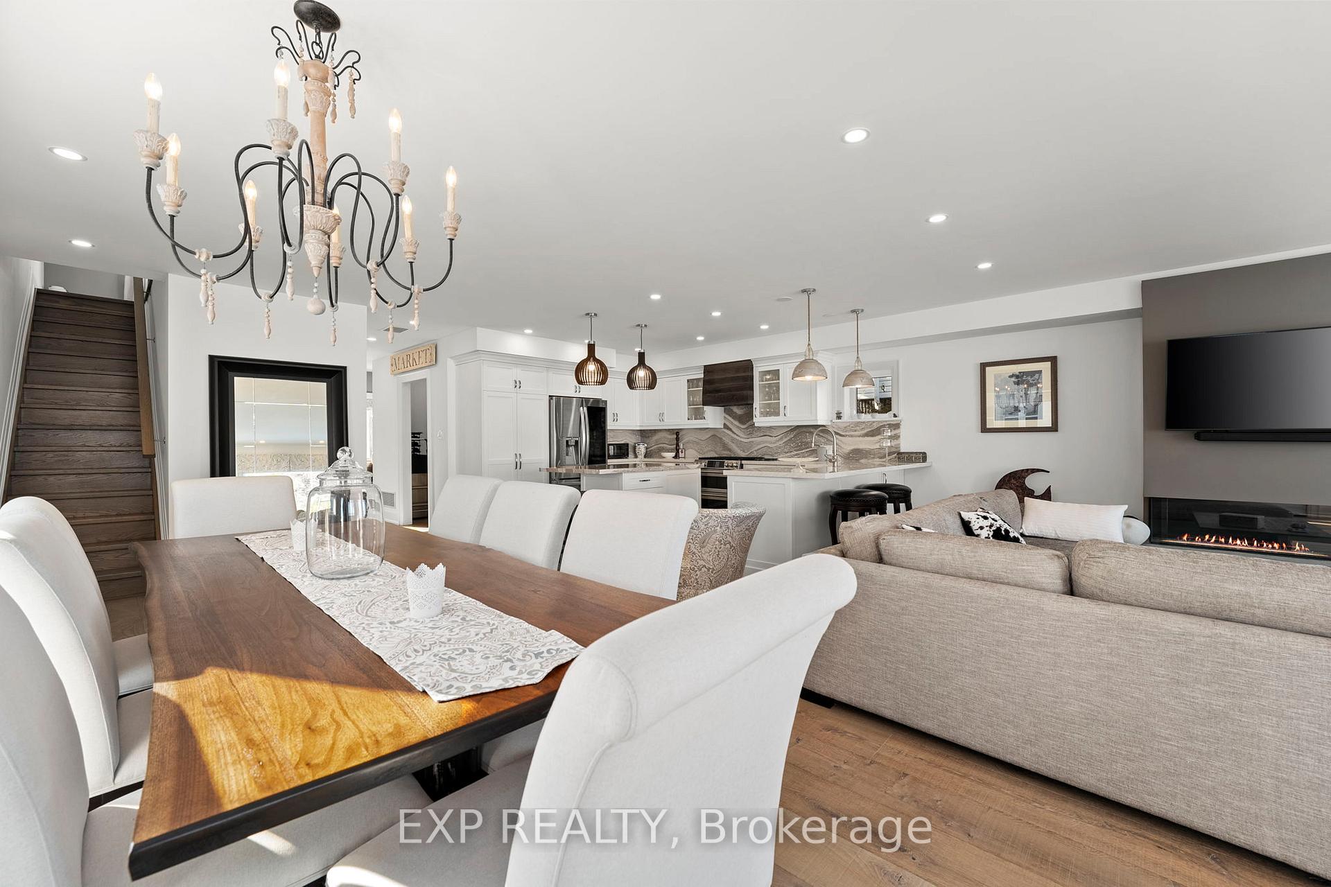 Photo 14 of 193 Lake Drive E, Georgina, Historic Lakeshore Communities — HOMEH