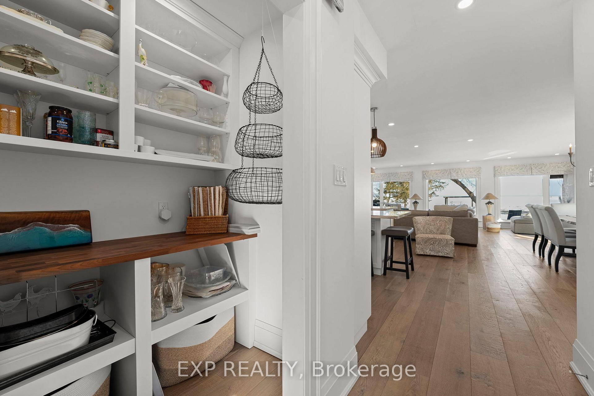 Photo 19 of 193 Lake Drive E, Georgina, Historic Lakeshore Communities — HOMEH