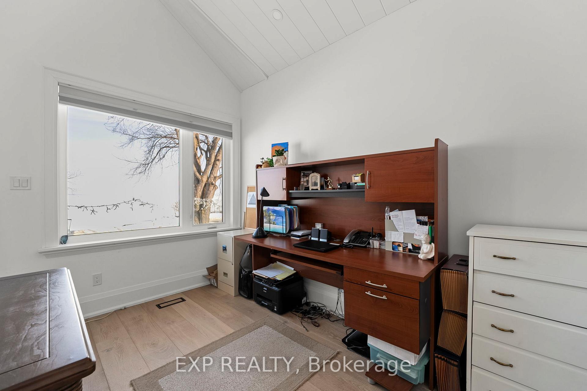 Photo 25 of 193 Lake Drive E, Georgina, Historic Lakeshore Communities — HOMEH
