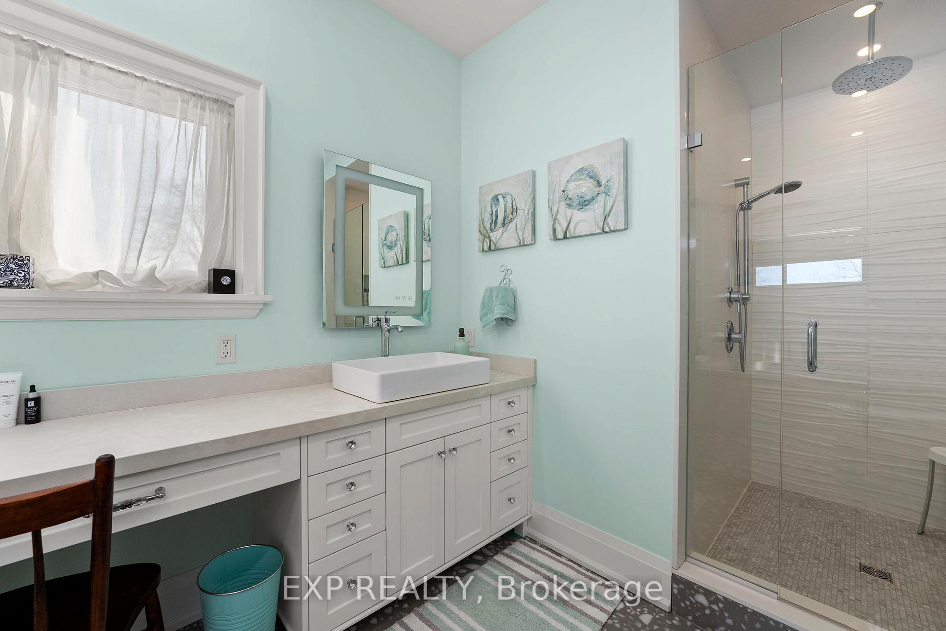 Photo 26 of 193 Lake Drive E, Georgina, Historic Lakeshore Communities — HOMEH