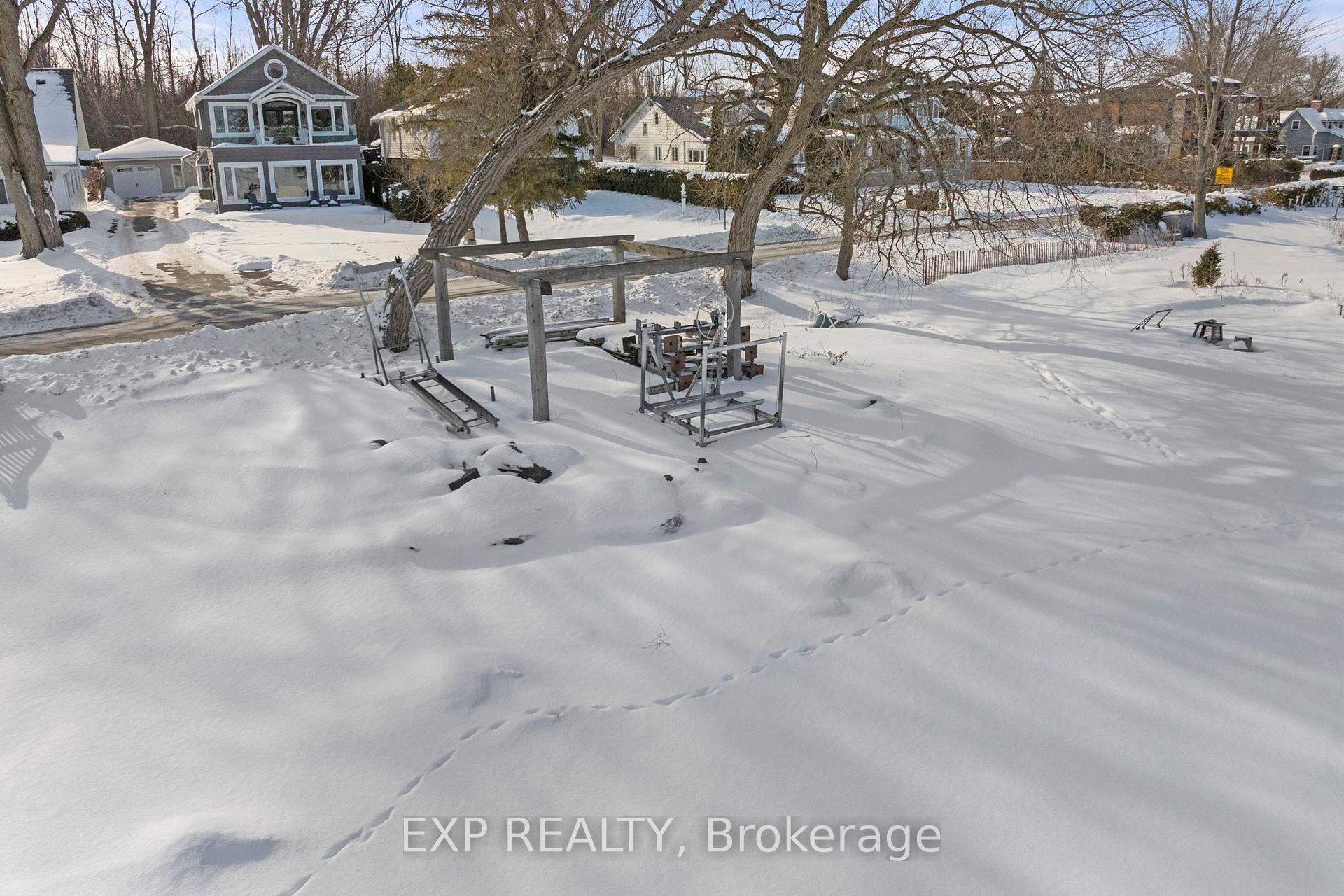 Photo 34 of 193 Lake Drive E, Georgina, Historic Lakeshore Communities — HOMEH