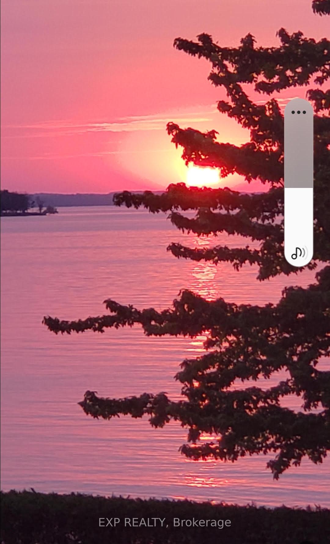 Photo 36 of 193 Lake Drive E, Georgina, Historic Lakeshore Communities — HOMEH
