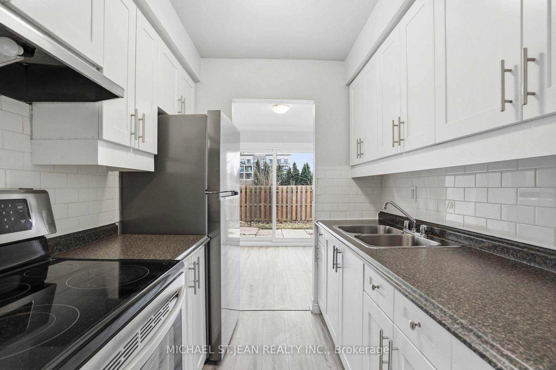 Photo 1 of Unit 7, 125 Limeridge Road W, Hamilton, Rolston — HOMEH