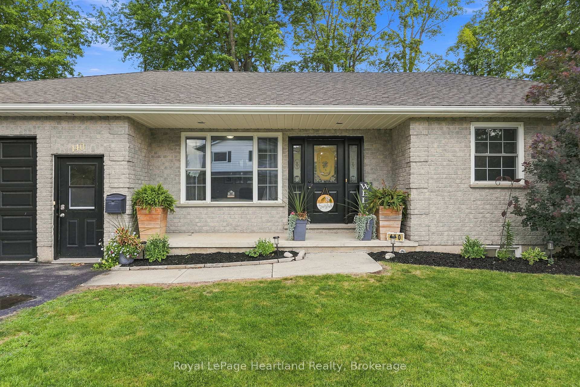 Photo 3 of 140 John Street N, Minto — HOMEH