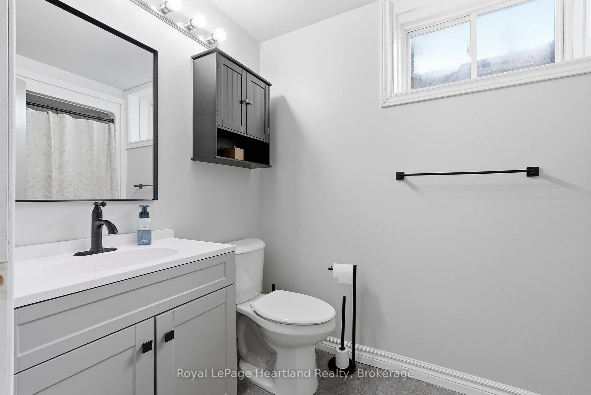 Photo 30 of 140 John Street N, Minto — HOMEH