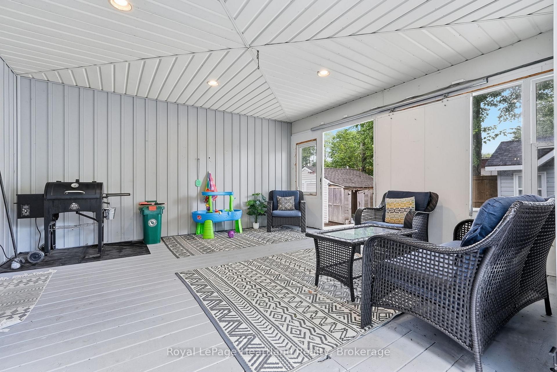 Photo 36 of 140 John Street N, Minto — HOMEH