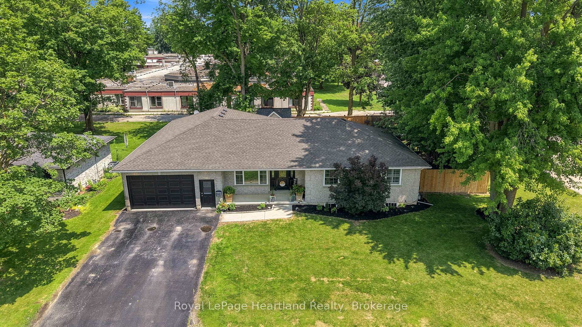 Photo 45 of 140 John Street N, Minto — HOMEH