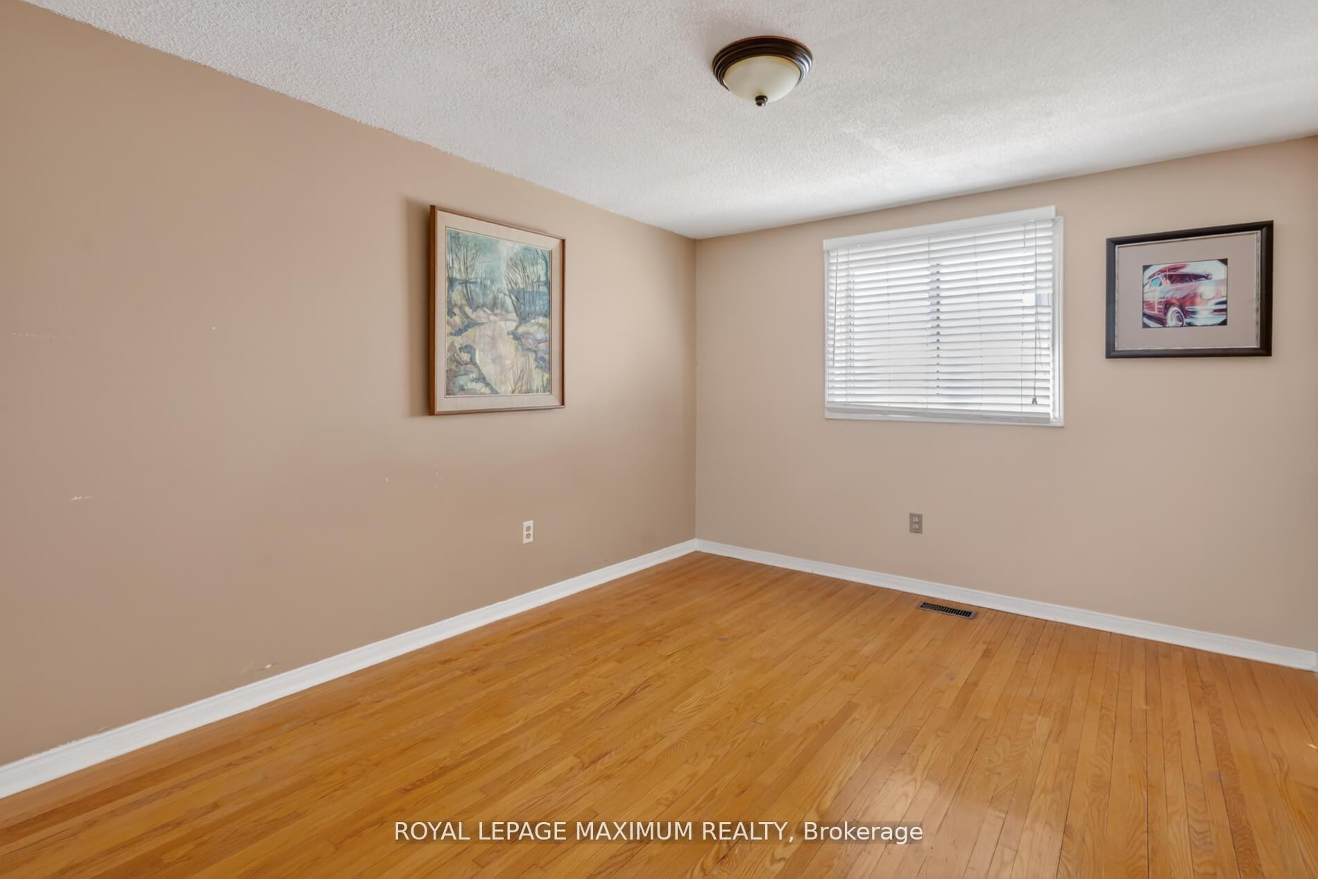 Photo 25 of 3 Muzzo Court, Vaughan, East Woodbridge — HOMEH