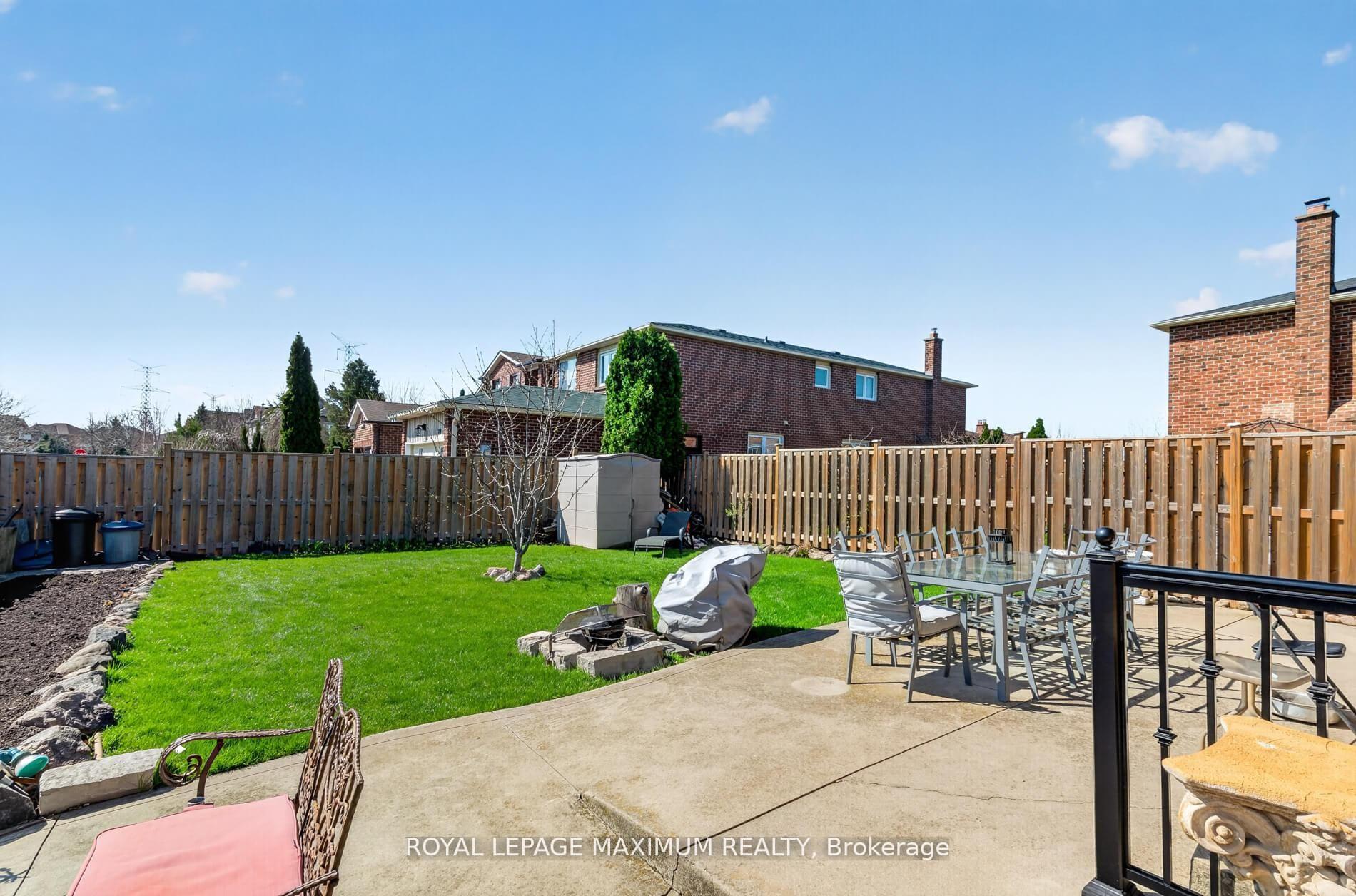 Photo 36 of 3 Muzzo Court, Vaughan, East Woodbridge — HOMEH