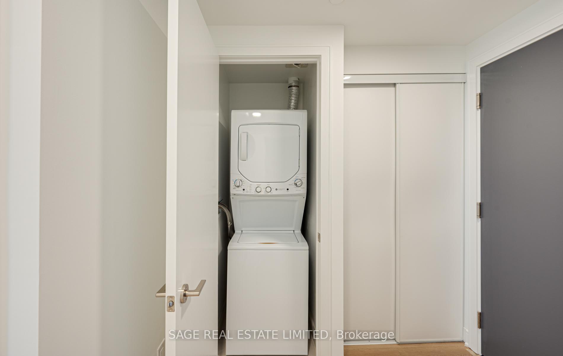 Photo 5 of Unit 1601, 86 Dundas Street E, Mississauga, Cooksville — HOMEH