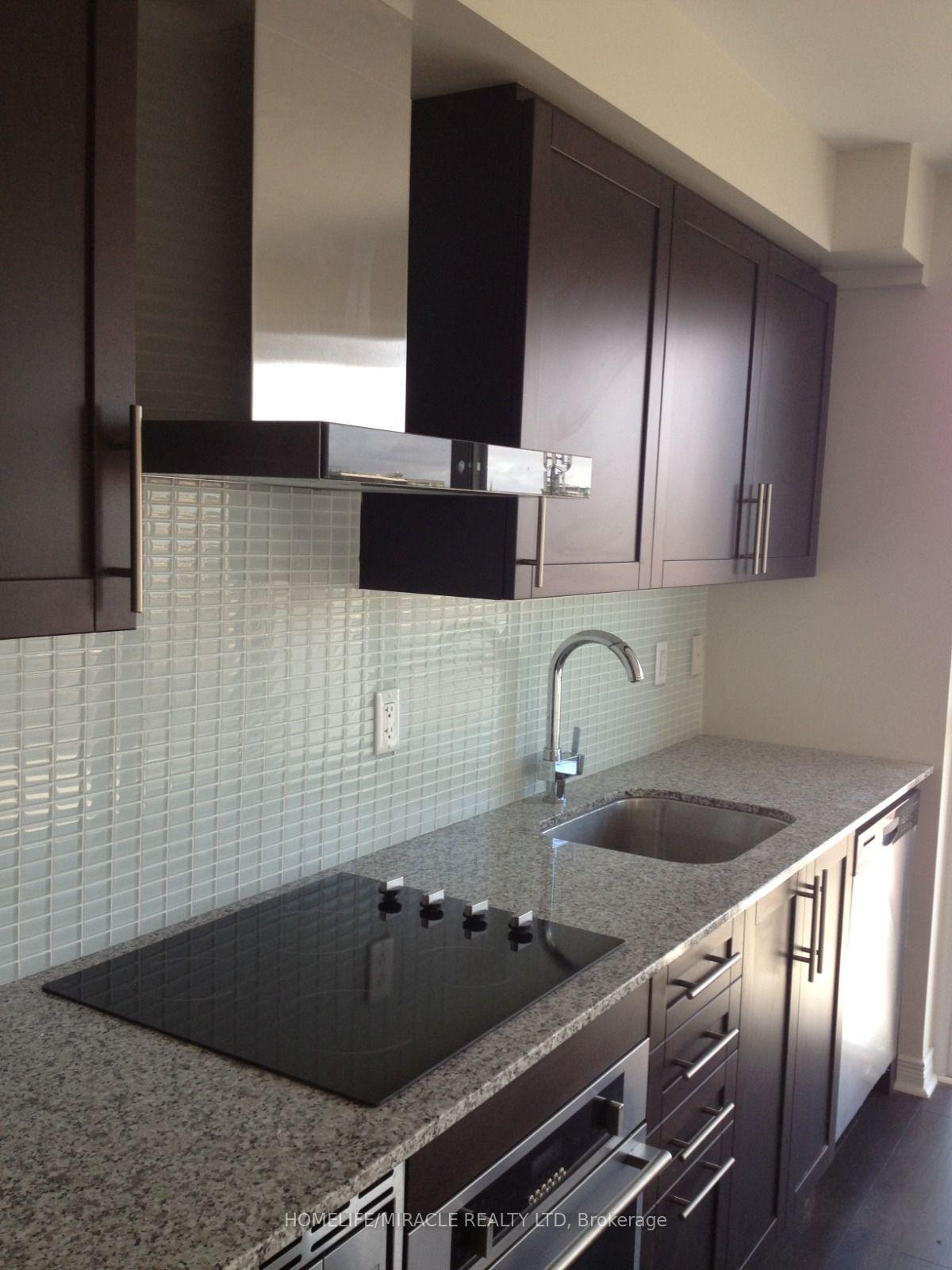 Photo 4 of Unit 709, 352 Front St West, Toronto, Waterfront Communities — HOMEH