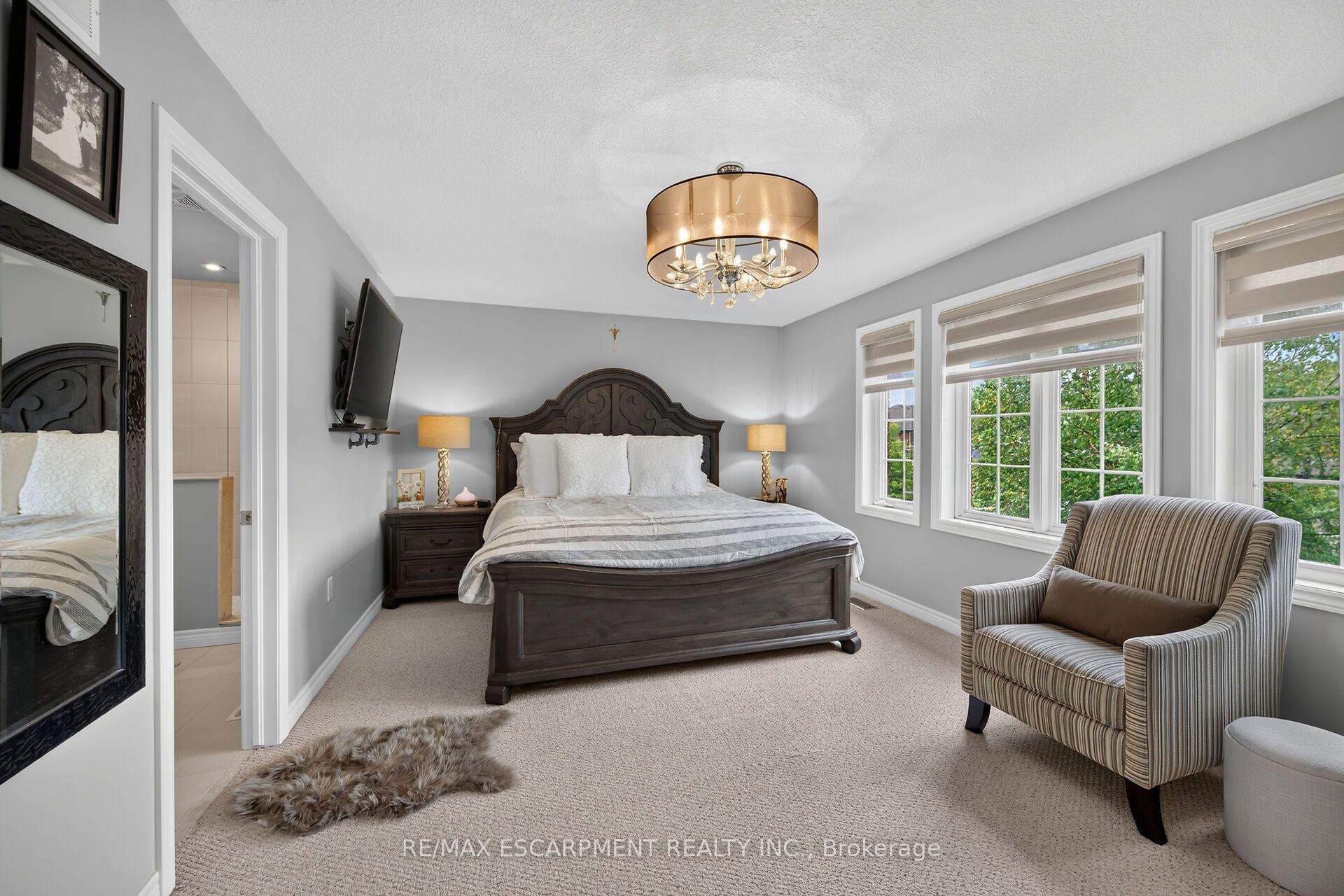 Photo 22 of 68 Garinger Crescent, Hamilton, Binbrook — HOMEH
