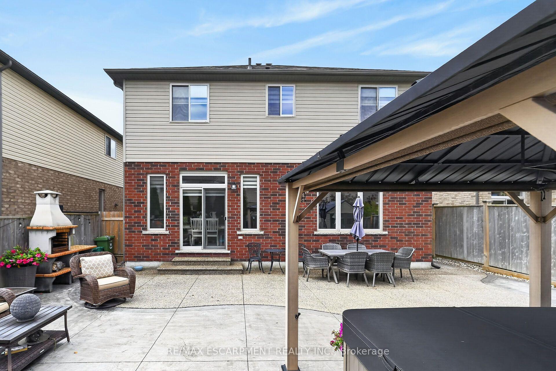 Photo 42 of 68 Garinger Crescent, Hamilton, Binbrook — HOMEH