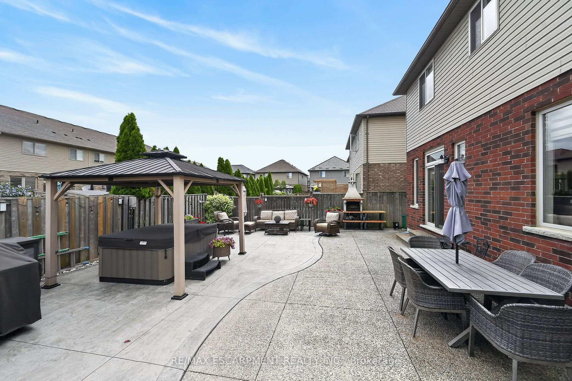 Photo 44 of 68 Garinger Crescent, Hamilton, Binbrook — HOMEH