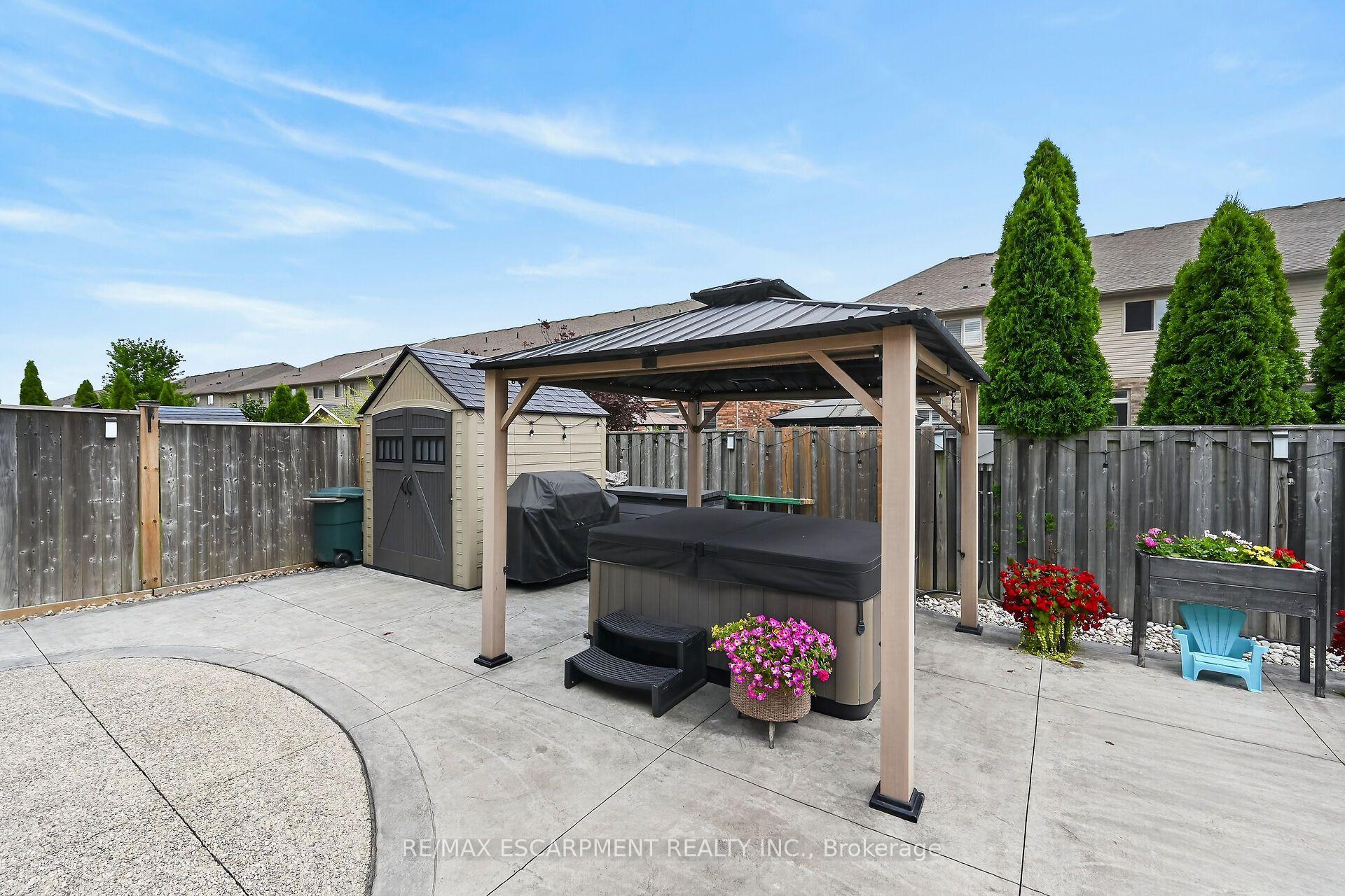 Photo 46 of 68 Garinger Crescent, Hamilton, Binbrook — HOMEH