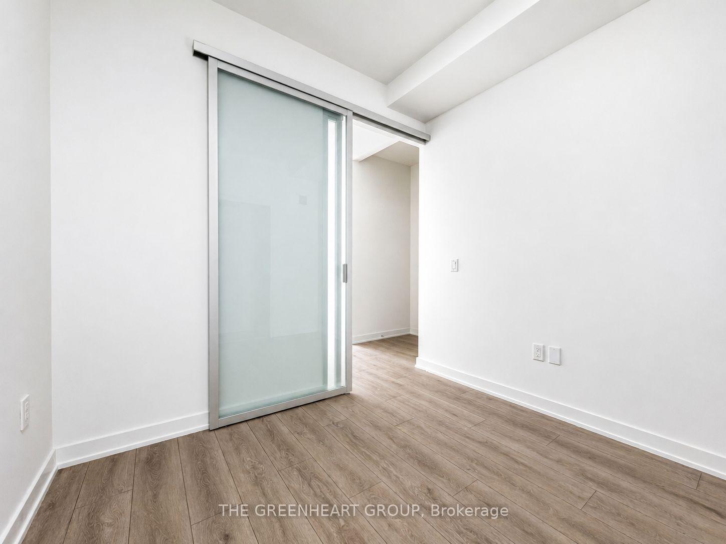 Photo 8 of Unit 609, 1 Fairview Road E, Mississauga, Mississauga Valleys — HOMEH
