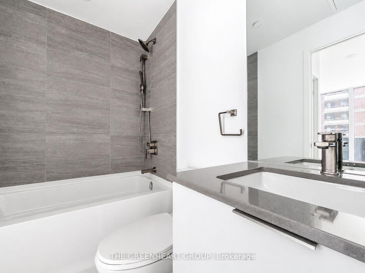 Photo 11 of Unit 609, 1 Fairview Road E, Mississauga, Mississauga Valleys — HOMEH