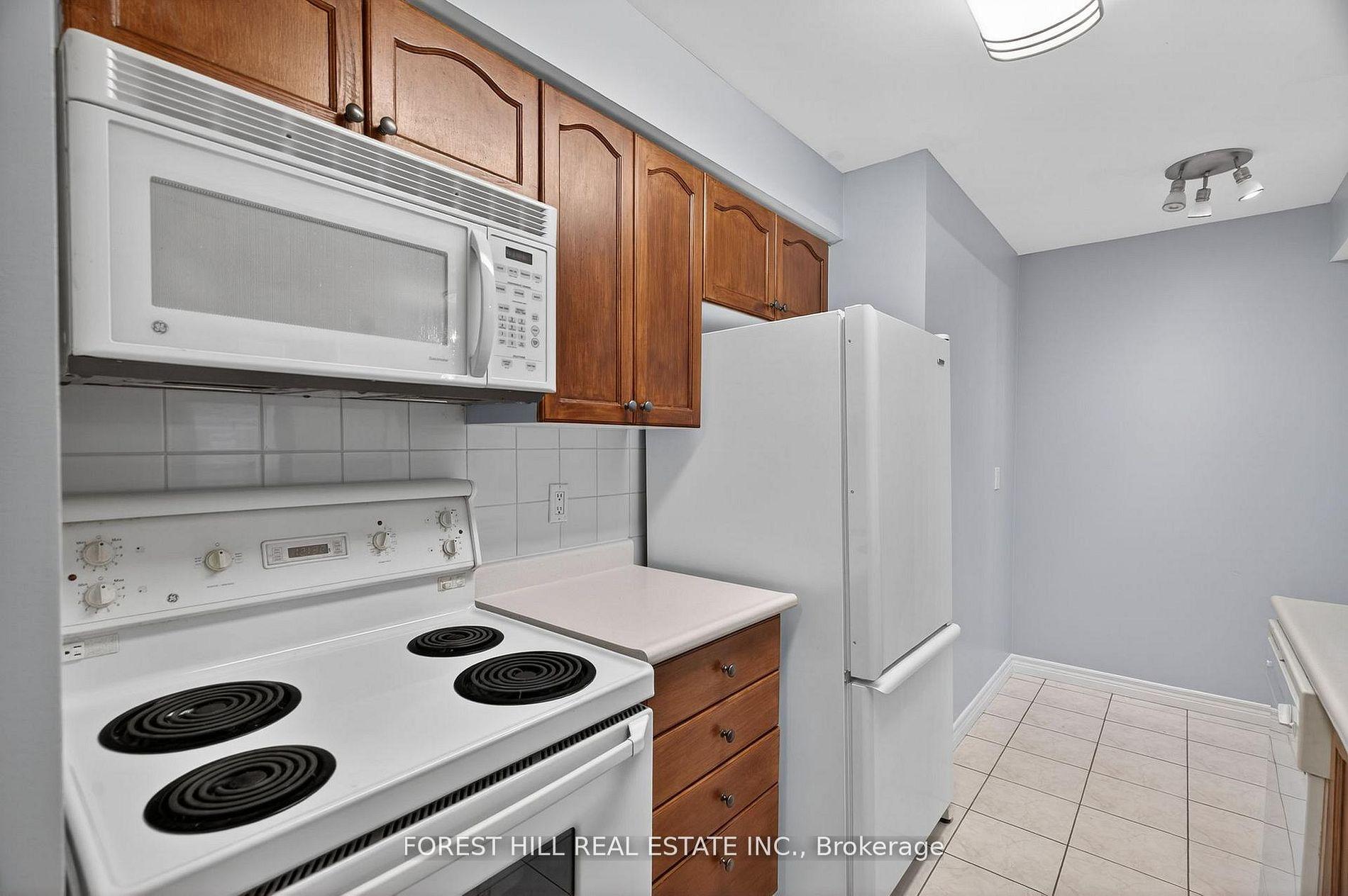 Photo 6 of Unit 506, 88 Grandview Way, North York, Willowdale East — HOMEH