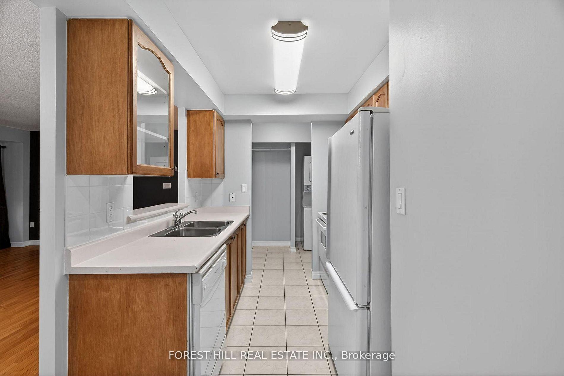 Photo 7 of Unit 506, 88 Grandview Way, North York, Willowdale East — HOMEH