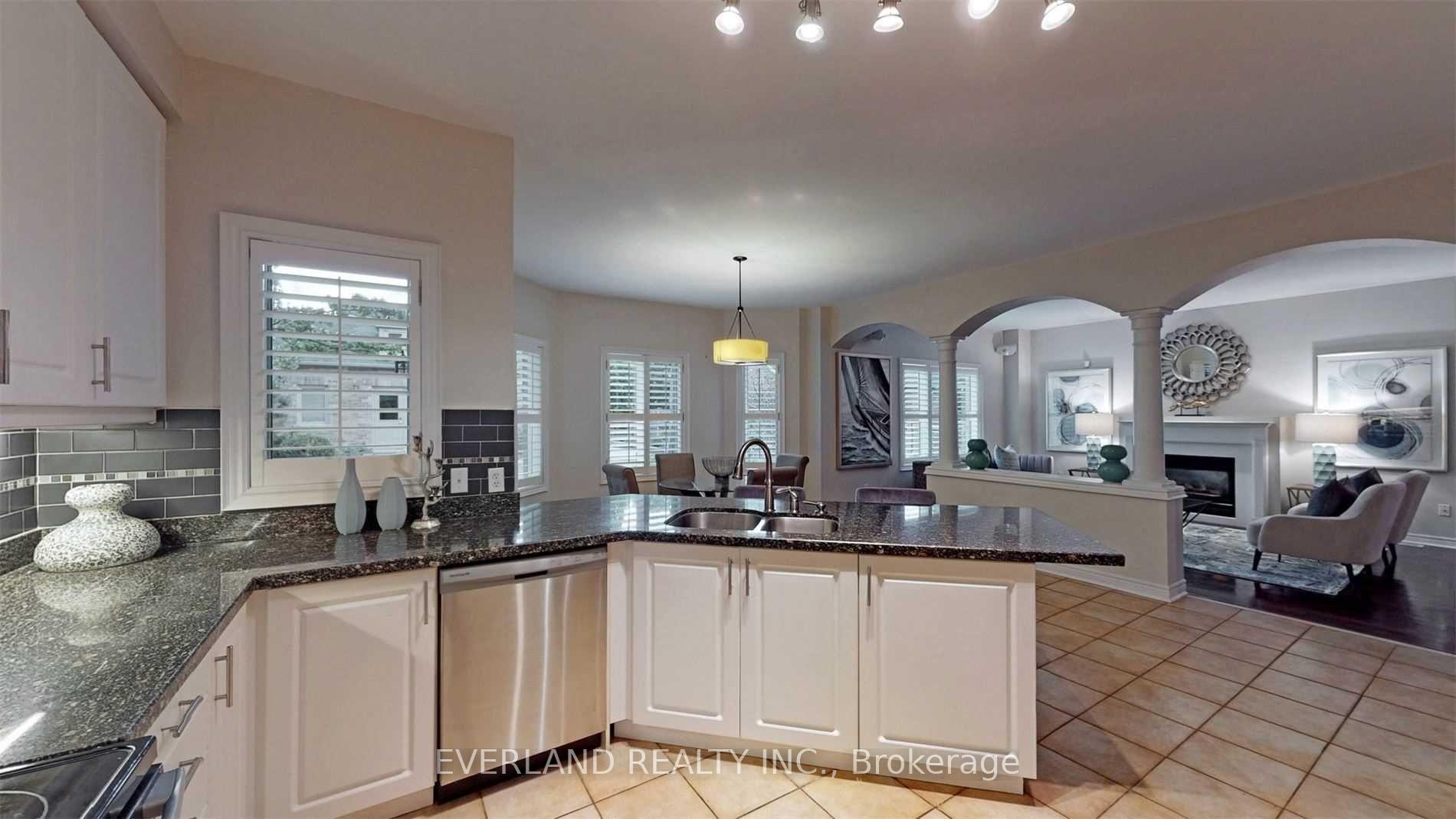 Photo 13 of 27 The Fairways Street, Markham, Angus Glen — HOMEH