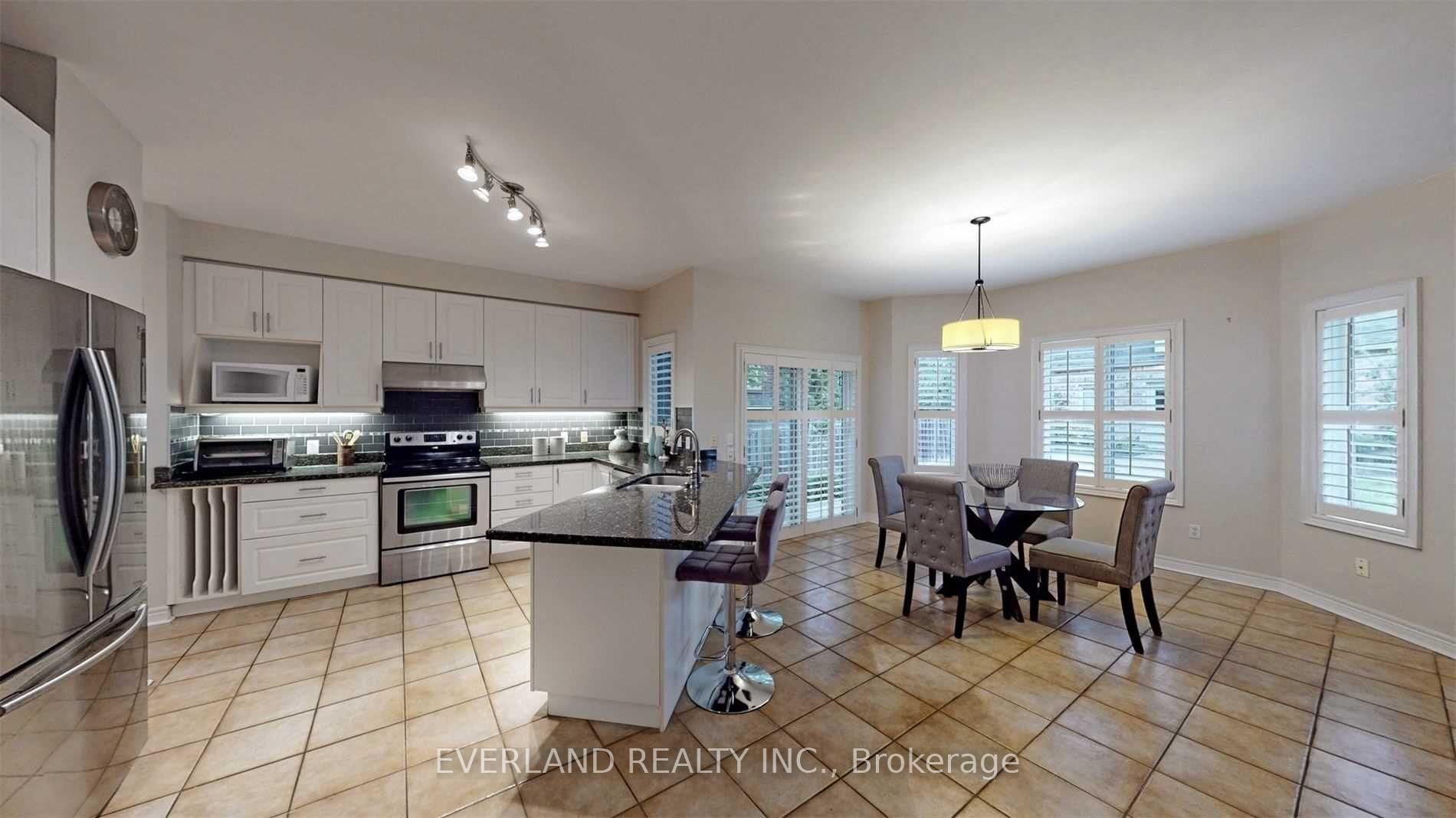 Photo 14 of 27 The Fairways Street, Markham, Angus Glen — HOMEH