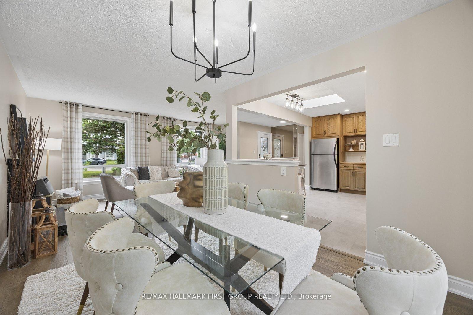 Photo 8 of 861 Boxworth Place, Pickering, West Shore — HOMEH