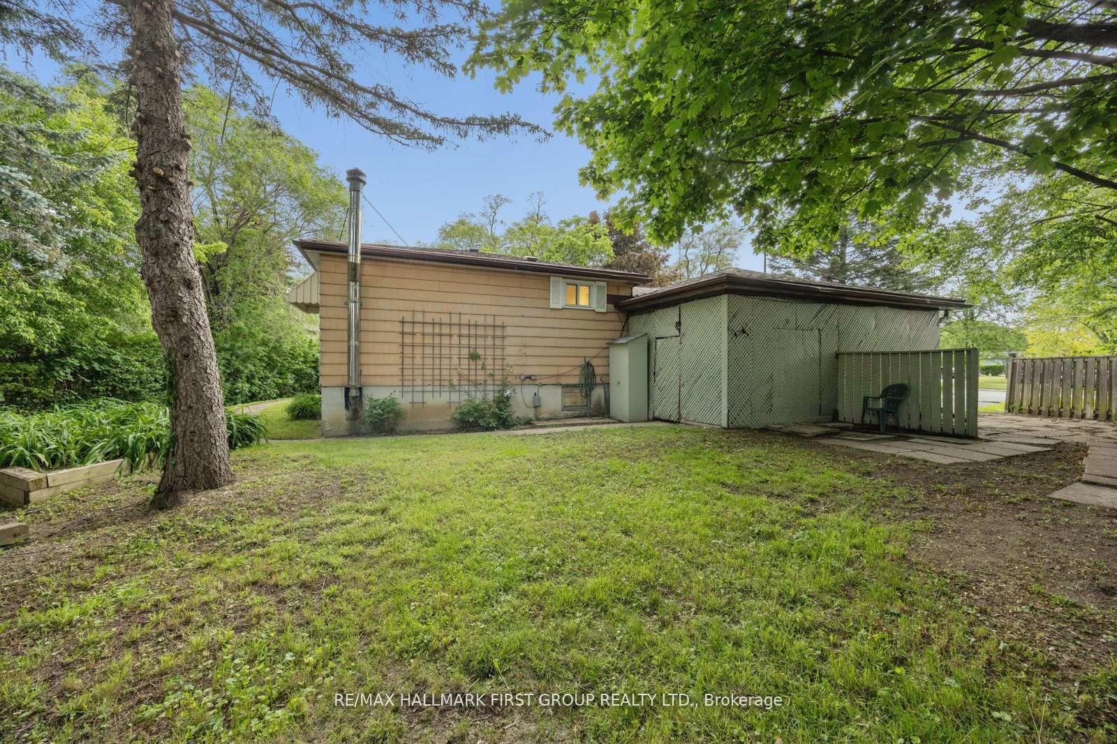 Photo 36 of 861 Boxworth Place, Pickering, West Shore — HOMEH