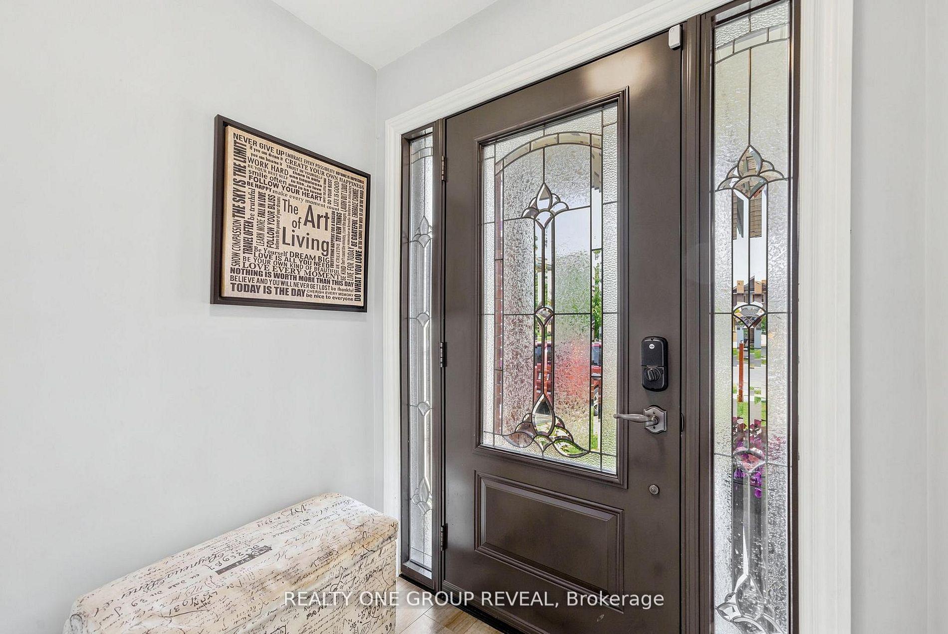 Photo 6 of 46 Fieldcrest Avenue, Clarington, Courtice — HOMEH