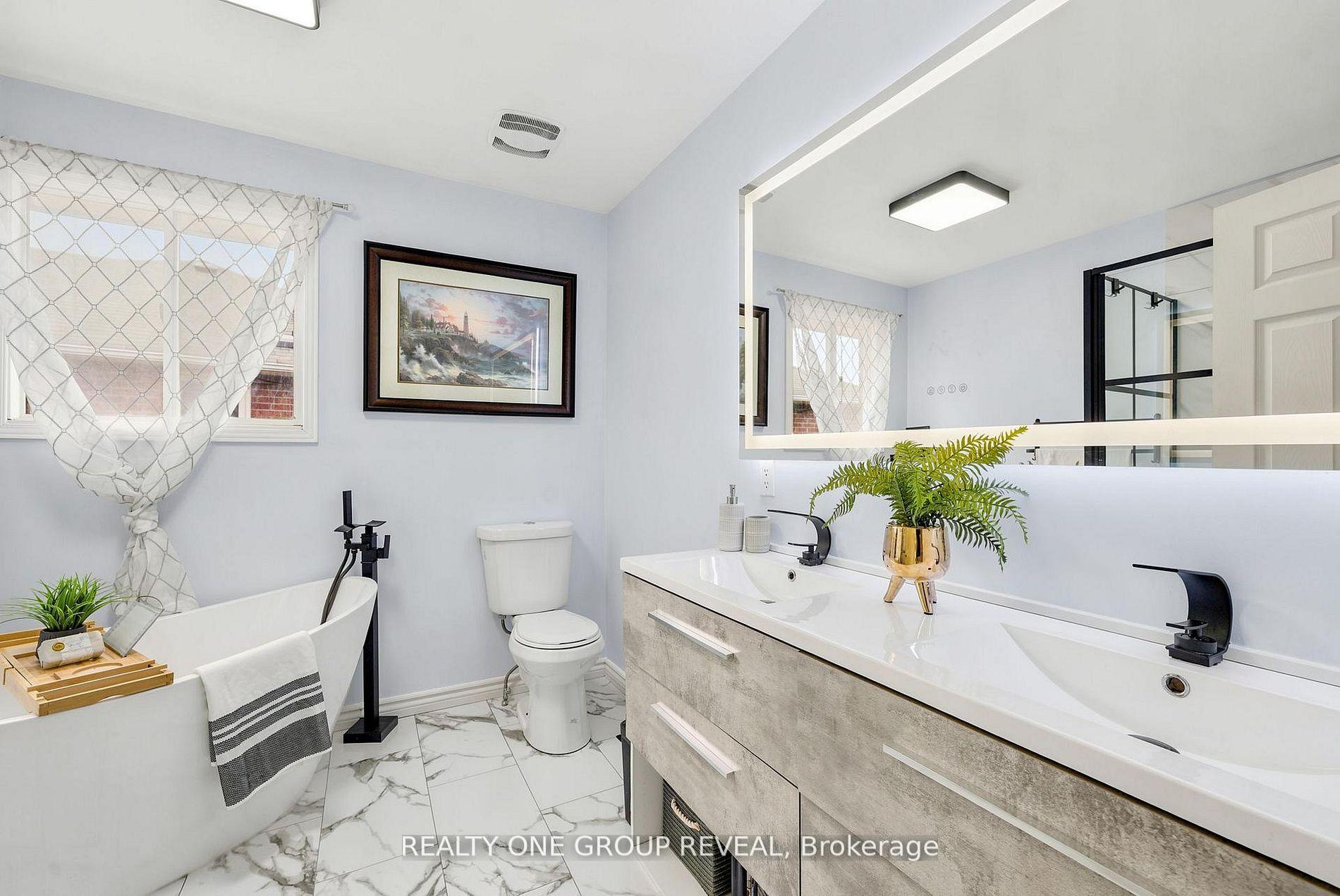 Photo 32 of 46 Fieldcrest Avenue, Clarington, Courtice — HOMEH