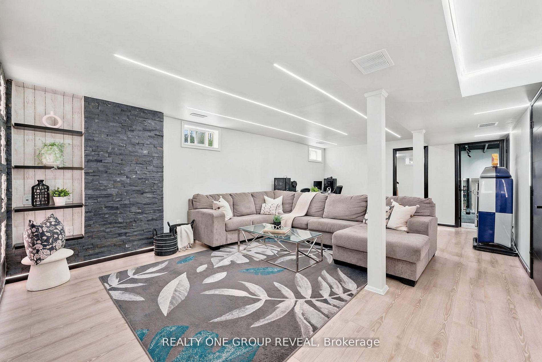 Photo 34 of 46 Fieldcrest Avenue, Clarington, Courtice — HOMEH