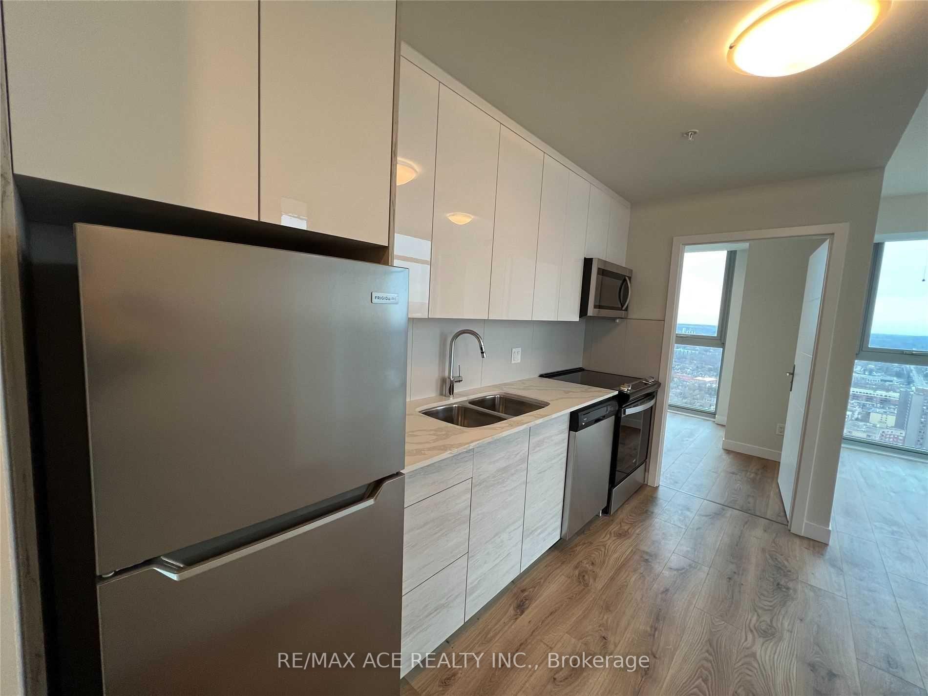 Photo 6 of Unit 3209, 60 Frederick Street, Kitchener, Civic Centre — HOMEH