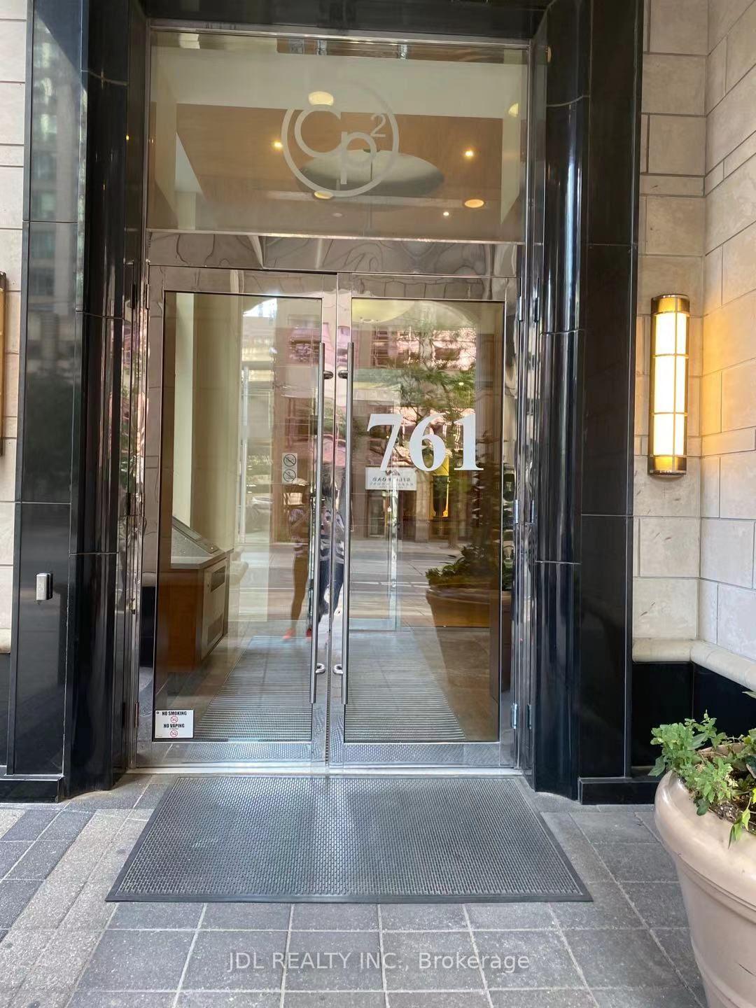 Photo 1 of Unit 907, 761 Bay Street, Toronto, Bay Street Corridor — HOMEH