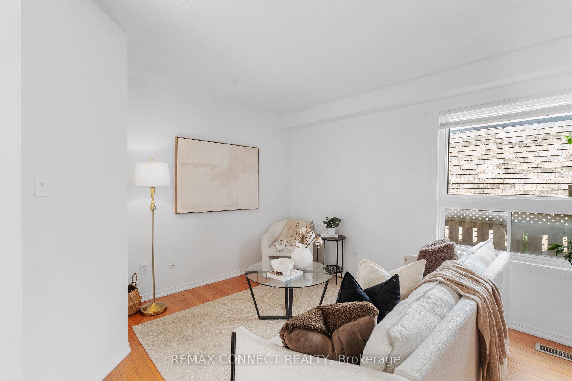 Photo 6 of 1831 Dalhousie Crescent, Oshawa, Samac — HOMEH