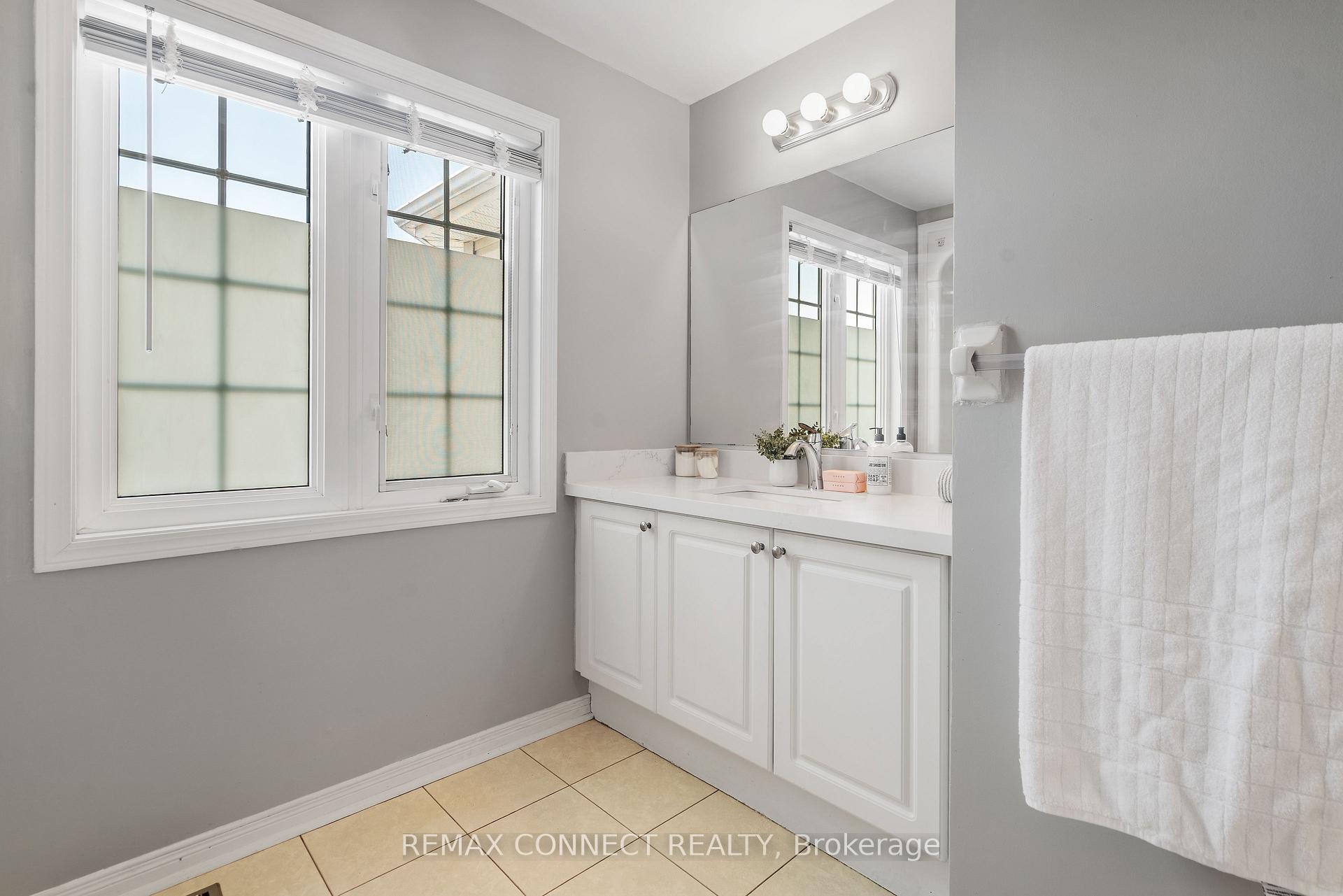 Photo 23 of 1831 Dalhousie Crescent, Oshawa, Samac — HOMEH